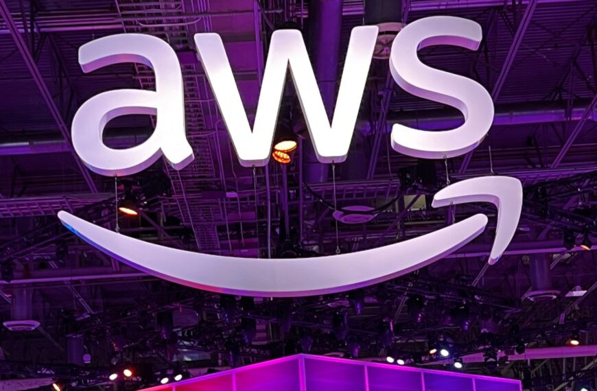 AWS Generative AI Executive Exits to Launch Innovative Startup