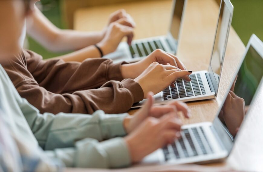 Brisk Secures $15M to Revolutionize Classrooms with AI: A Quick Start in EdTech Innovation