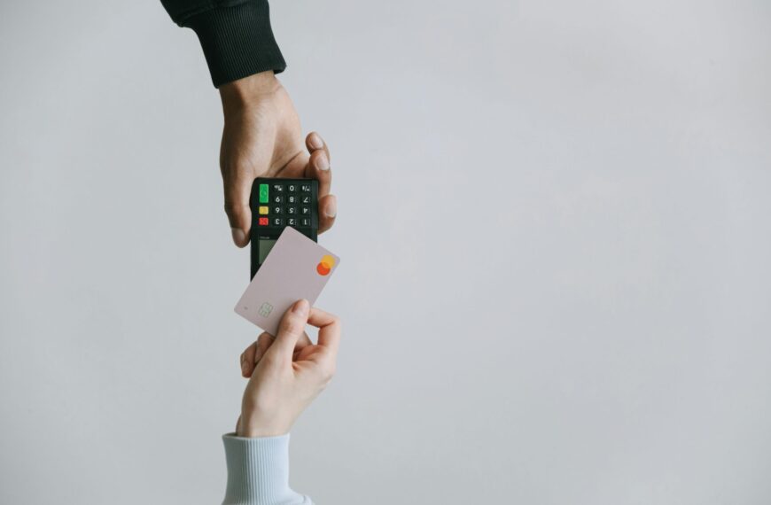 Shocking Survey Exposes UK Consumers' Security Fears About Real-Time Payments