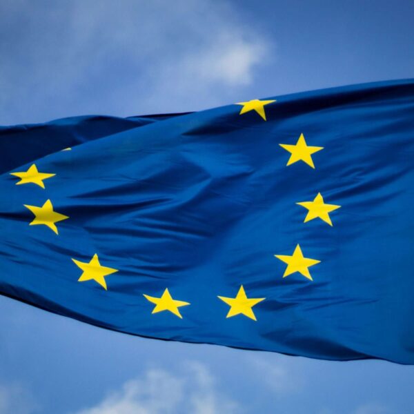 ESMA Urges Enhanced Oversight of High-Leverage Funds Across Europe