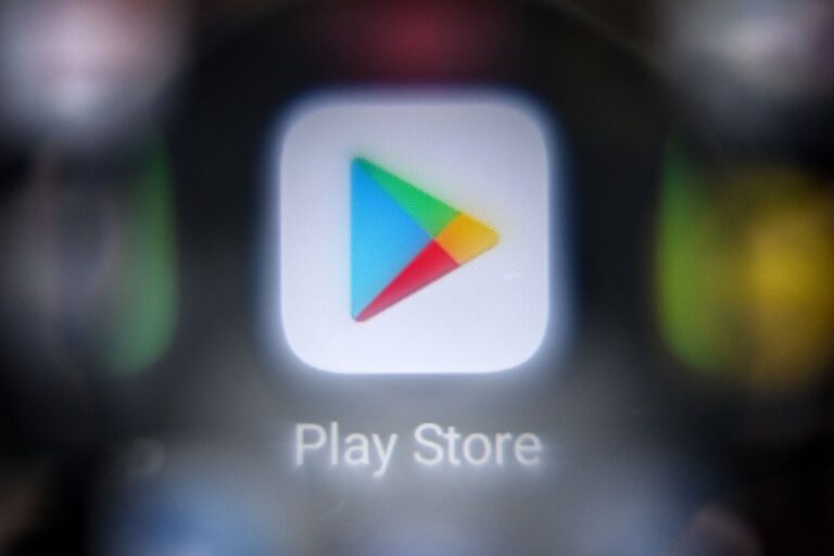 Google Play Experiences Dramatic 47% Drop in App Count Since Early 2022