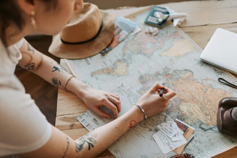 MoneyGram Teams Up with Plaid to Revolutionize Cross-Border Payments with Innovative Pay-by-Bank Solution