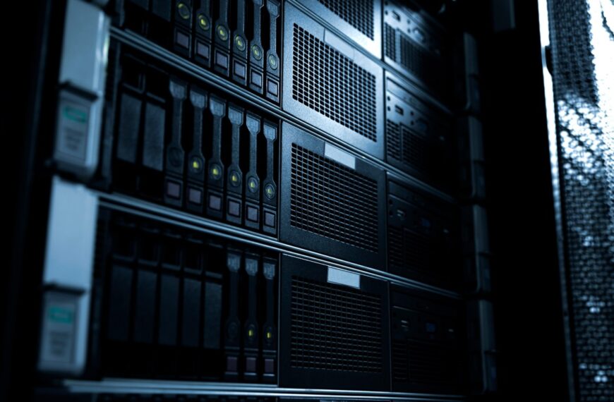 Revolutionizing Hydrogen Production: Fourier's Innovative Electrolyzers Draw Inspiration from Data Centers