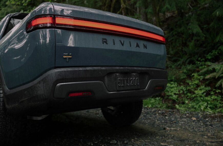 Rivian Faces Tough Year Ahead with Significant Drop in Deliveries