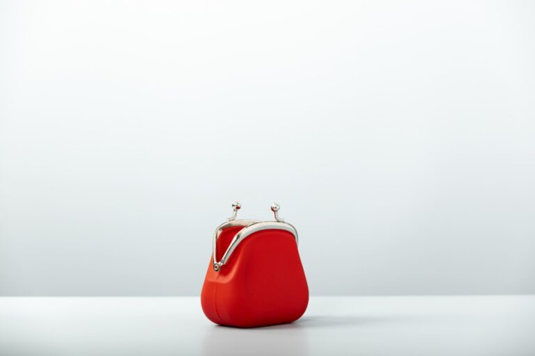 Startups Weekly: Navigating Tech IPOs and Key Deals - Why Pricing is Crucial!