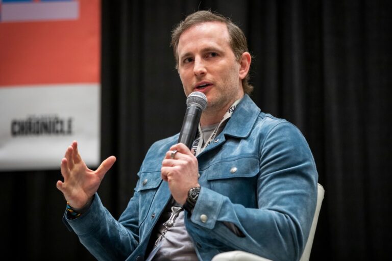 Tesla Board Member Joe Gebbia Makes Strategic Move by Acquiring Shares