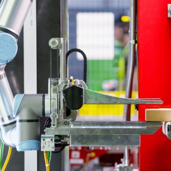 Amazon Unveils Revolutionary Warehouse Robot with Advanced Touch Sensation Technology