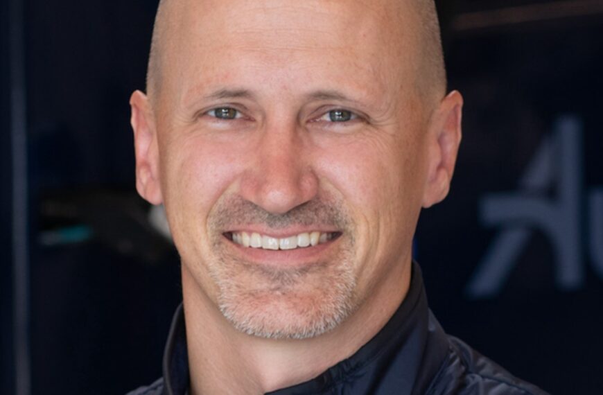Aurora Co-Founder Sterling Anderson Departs Self-Driving Truck Startup: What It Means for the Future of Autonomous Vehicles