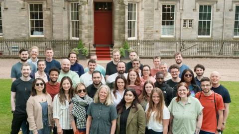 Aveni Unveils FinLLM: Revolutionary Financial AI Backed by Lloyds and Nationwide