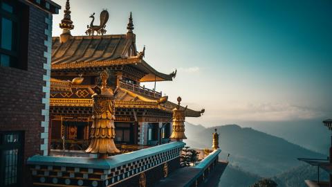 Bhutan Pioneers Global Crypto Tourism with Innovative National Payment System