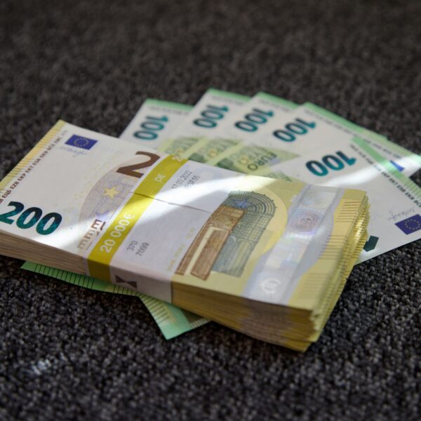 ECB Partners with FinTech Innovators and Banks to Revolutionize Payment Solutions