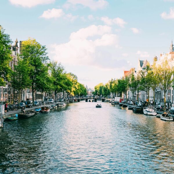 Finom Secures $105M Investment from General Catalyst: Transforming SMB Banking in Amsterdam