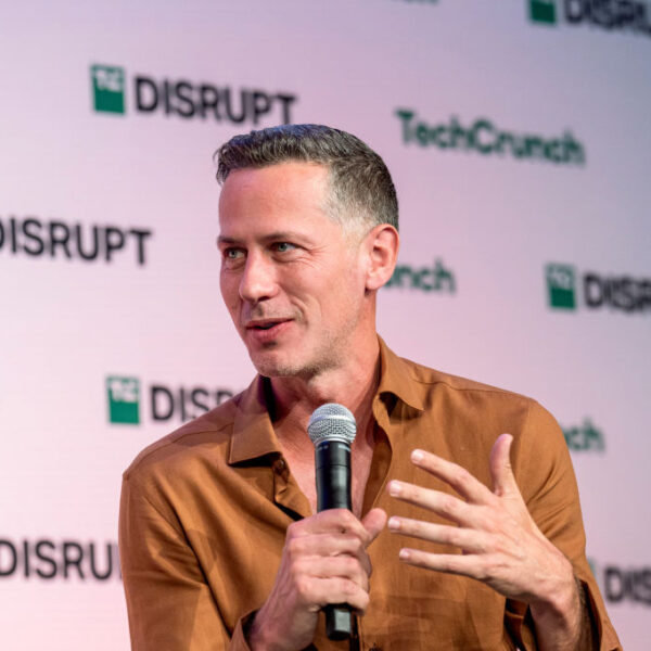 Fivetran Acquires Census: Transforming into a Comprehensive End-to-End Data Movement Platform