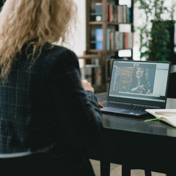 How Outdated Voice Recording Systems Endanger Your Organization's Compliance: Key Risks and Solutions