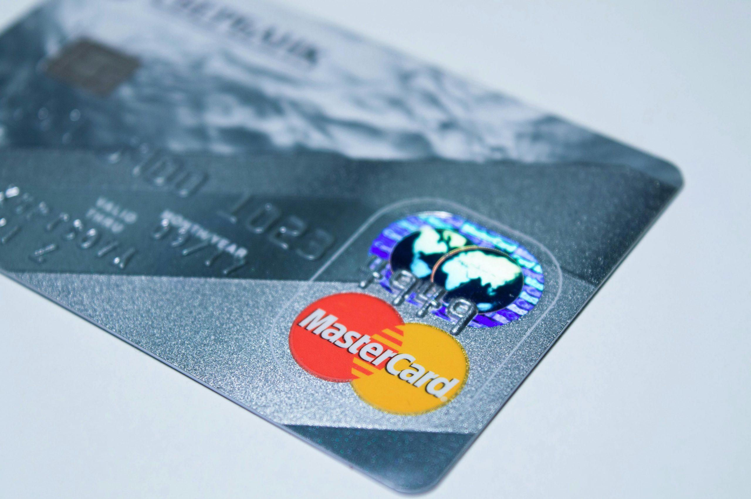 Ila Bank Partners with Mastercard to Unveil Exclusive Premium Travel and Loyalty Offerings