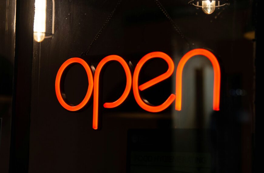 Open Banking Gains Momentum: 42% of UK Firms Embrace Innovation to Combat Fraud and Boost Efficiency