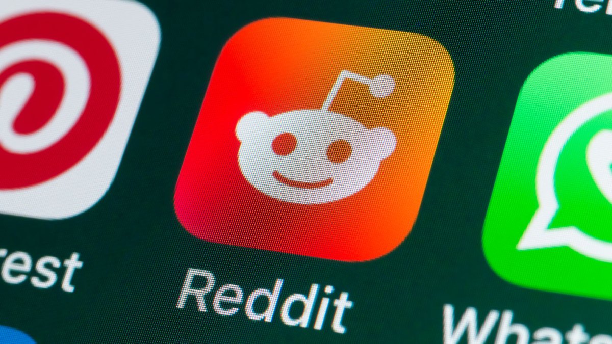 Reddit's AI Strategy: Targeting Google Users Beyond Just Community Scrollers