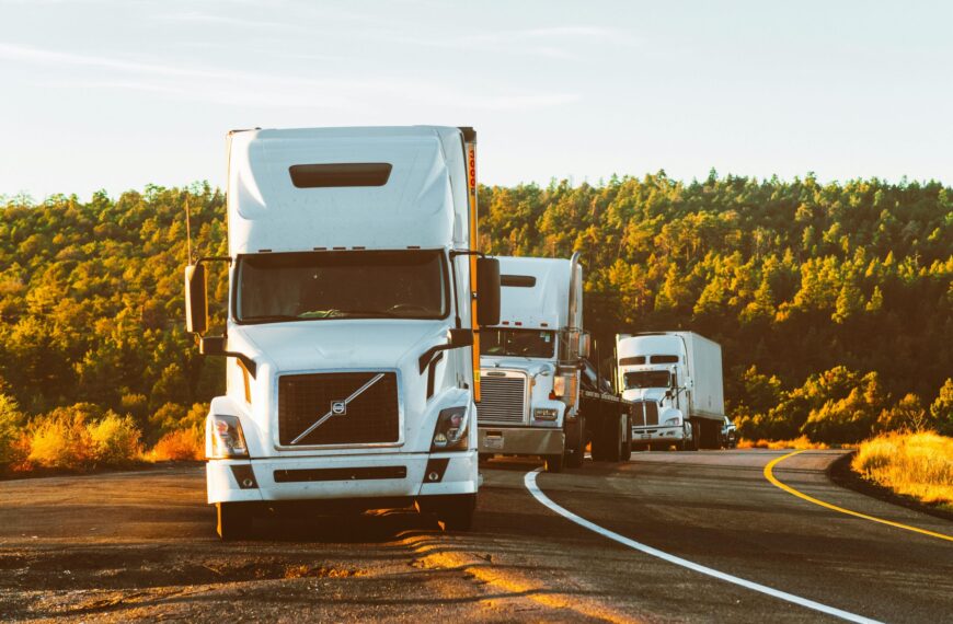 Revolutionizing Commercial Auto Telematics: Cable Insurance Partners with TruckerCloud for Enhanced Coverage Solutions