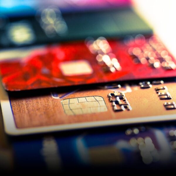 Revolutionizing Retail: Visa and Mastercard Launch AI-Powered Shopping Experience