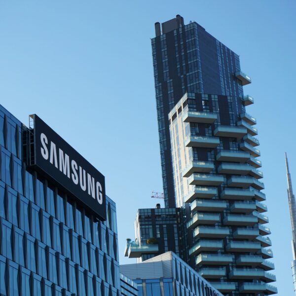 Samsung Wallet Teams Up with Green Dot’s Arc Platform for Enhanced Digital Payment Experience