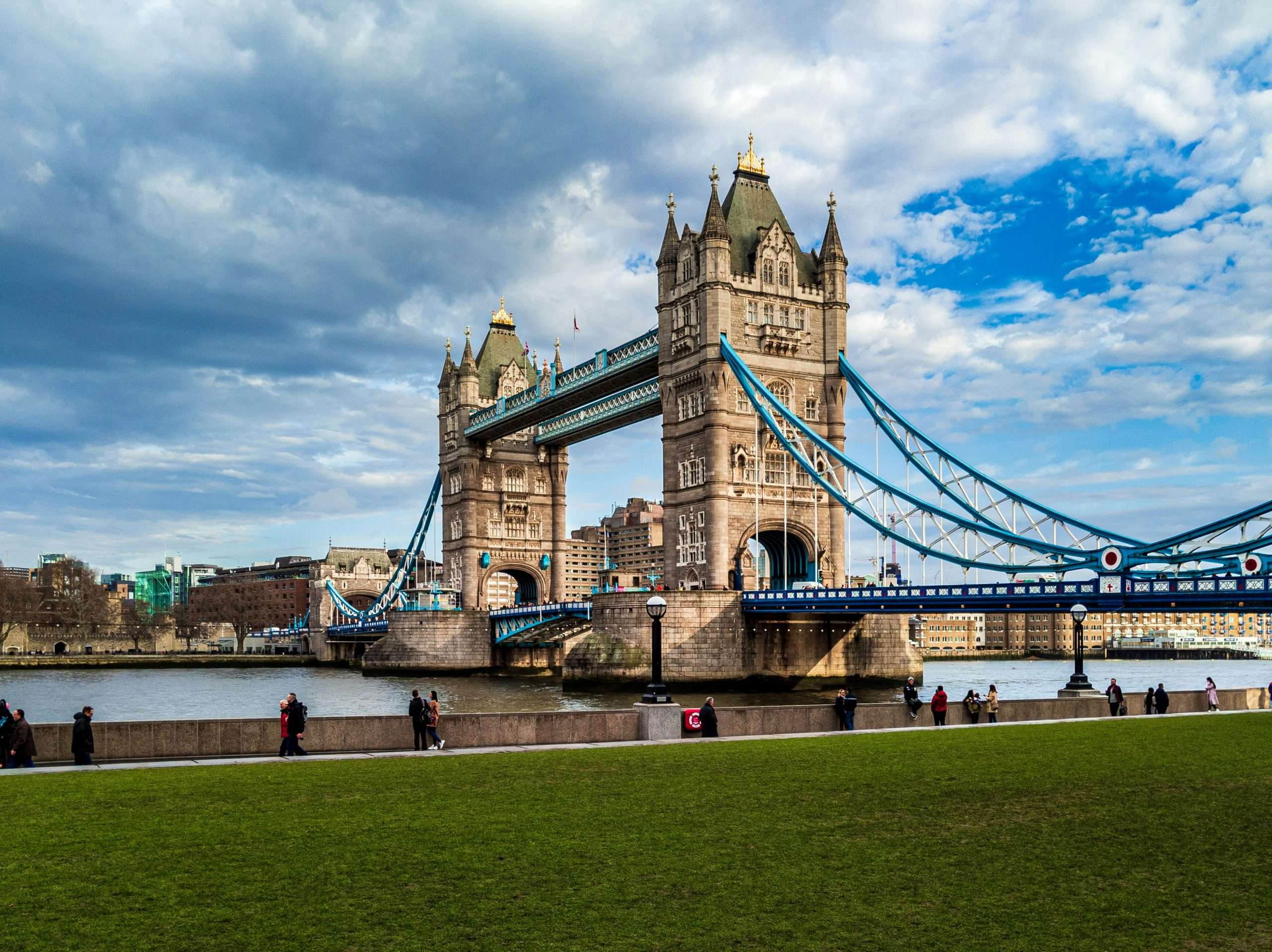 TradeBridge Secures £70M Credit Line from Castlelake to Boost UK SMEs and eCommerce Growth