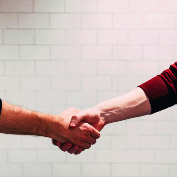 Vault Partners with Diligent in Strategic Acquisition to Enhance Global GRC Solutions