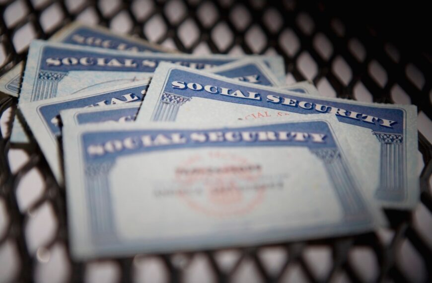 White House Abandons Efforts to Stop Data Brokers from Selling Americans' Personal Information