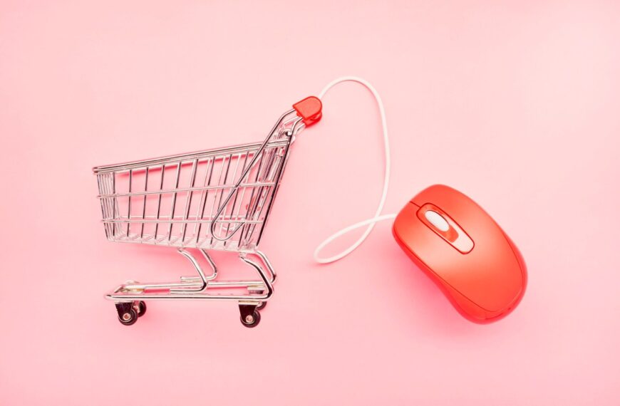 eBay and Etsy Remain Optimistic Amid Tariff Challenges: Navigating the E-commerce Landscape